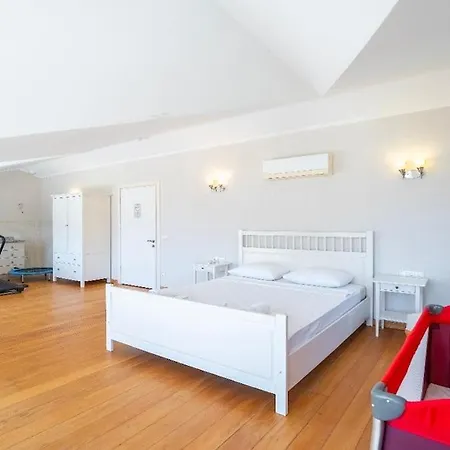 Villa Göcek Te Müstakil Havuzlu Konforlu, Bahçeli özel Müstakil