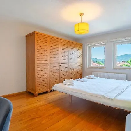 Villa Göcek Te Müstakil Havuzlu Konforlu, Bahçeli özel Müstakil